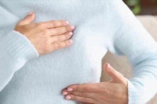 Tratamiento de politelia y mamas supernumerarias